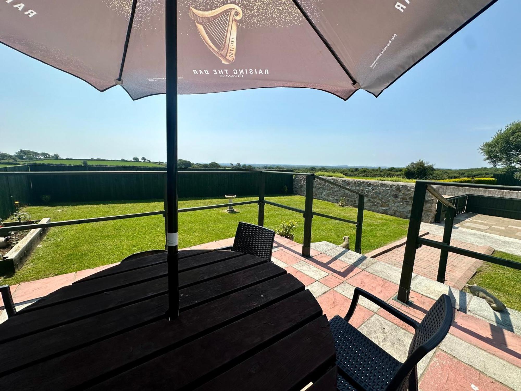 Pheasants Nook Apartamento Narberth Exterior foto